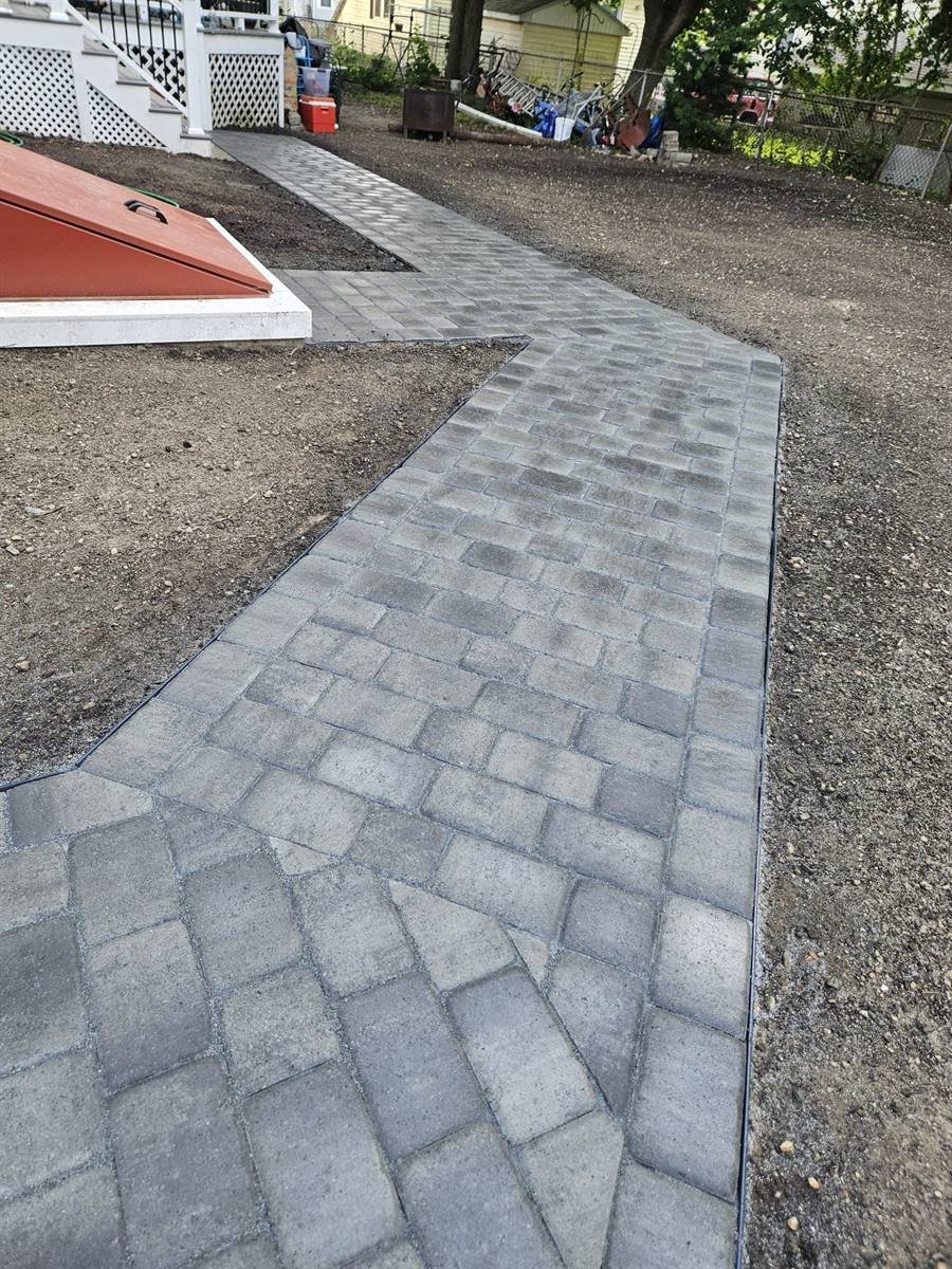 Curved paver patio and pathway